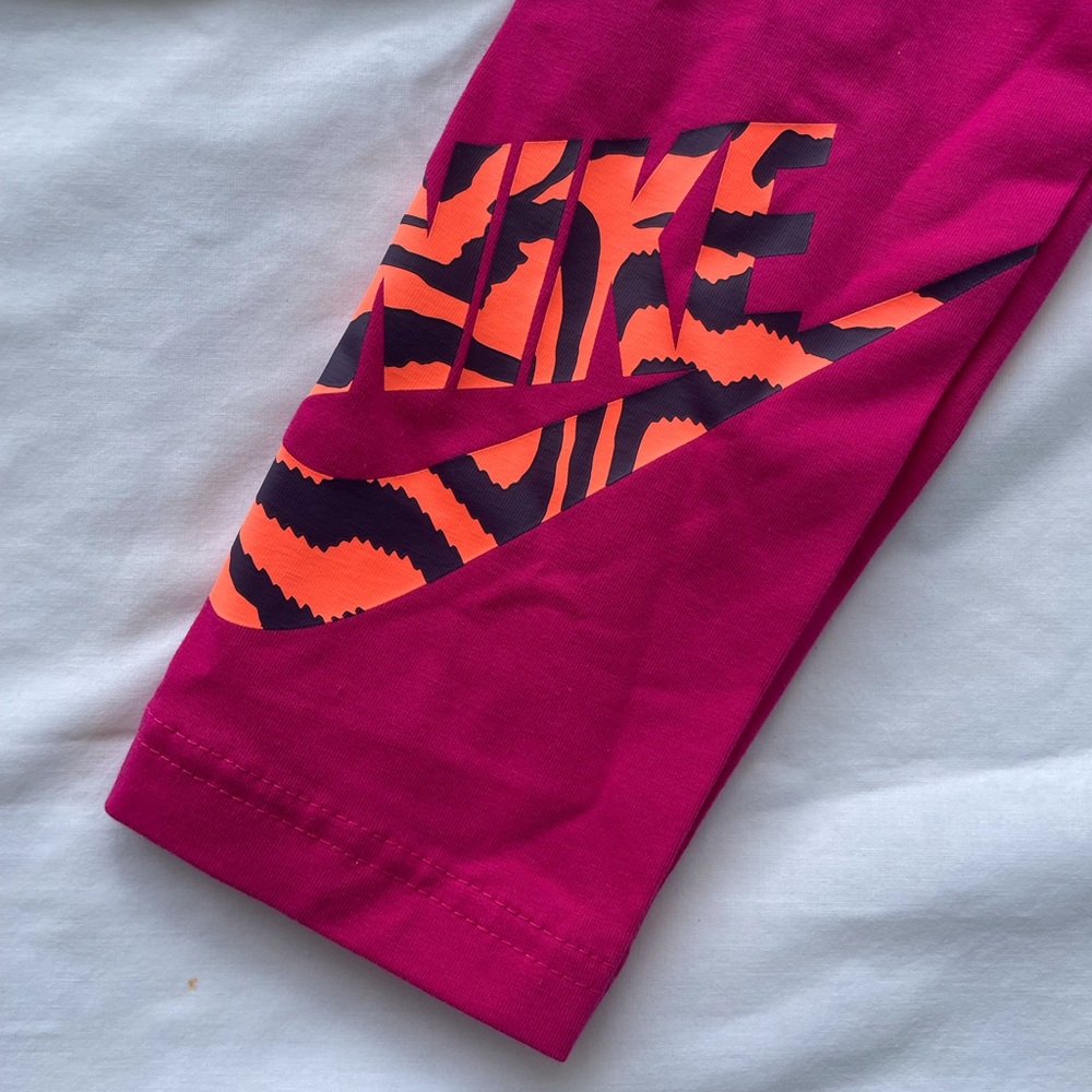 BNWT Big Girls Nike Dri-Fit Training T-Shirt and Tight Fit Leggings - Picture 5 of 6